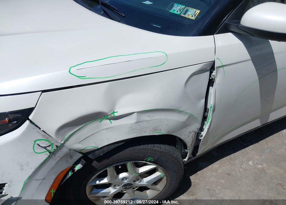 2023 KIA SOUL LX VIN: KNDJ23AUXP7839396