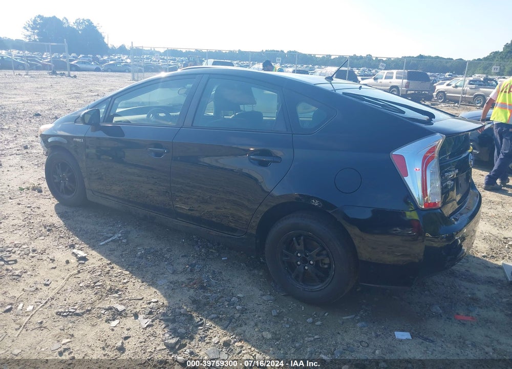 2015 TOYOTA PRIUS TWO VIN: JTDKN3DU5F0396007