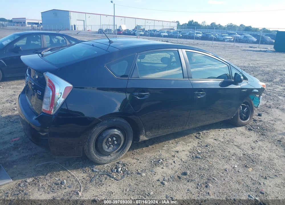 2015 TOYOTA PRIUS TWO VIN: JTDKN3DU5F0396007
