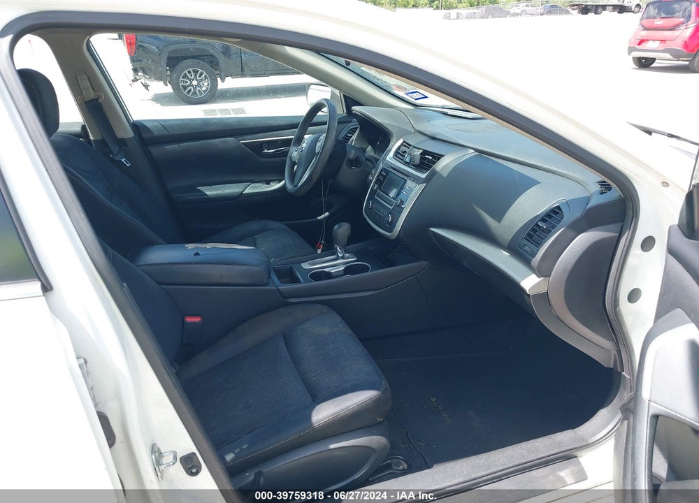 2016 NISSAN ALTIMA 2.5/2.5 S/2.5 SL/2.5 SR/2.5 SV VIN: 1N4AL3AP1GN359756