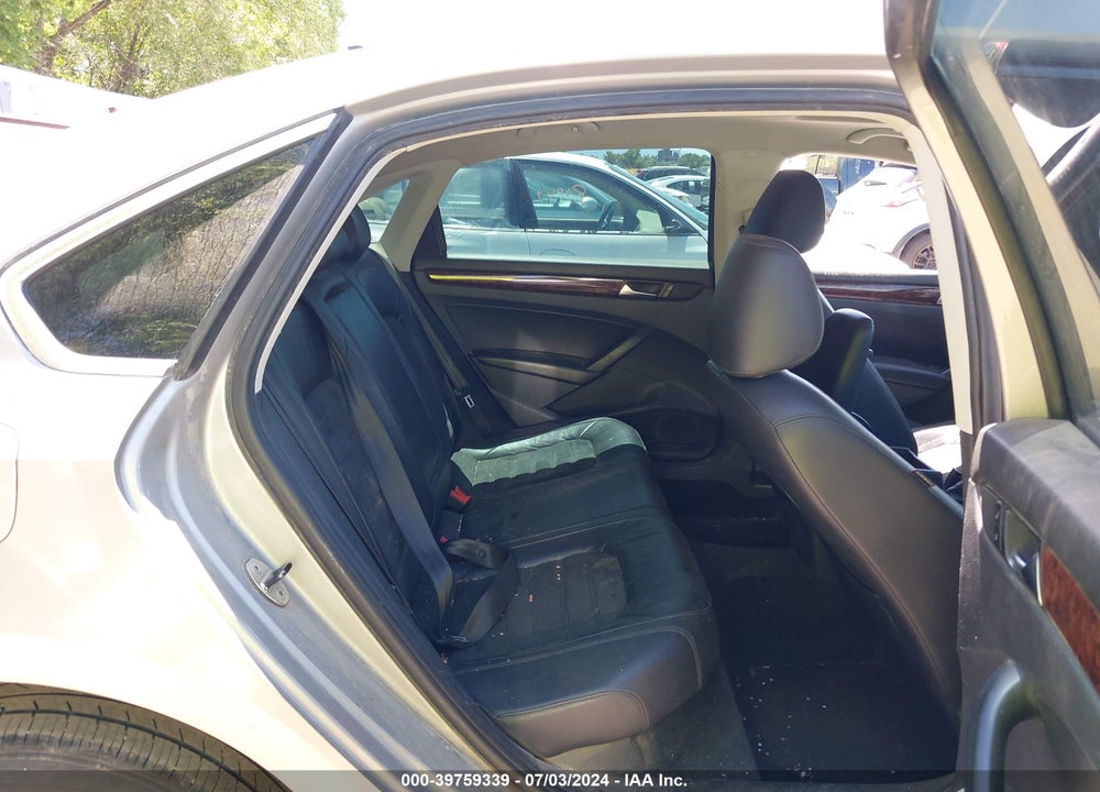 2013 VOLKSWAGEN PASSAT 2.5L SEL PREMIUM VIN: 1VWCH7A39DC076227