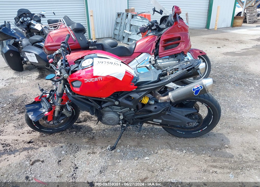 2009 DUCATI MONSTER 696 VIN: ZDM1RADN19B012685