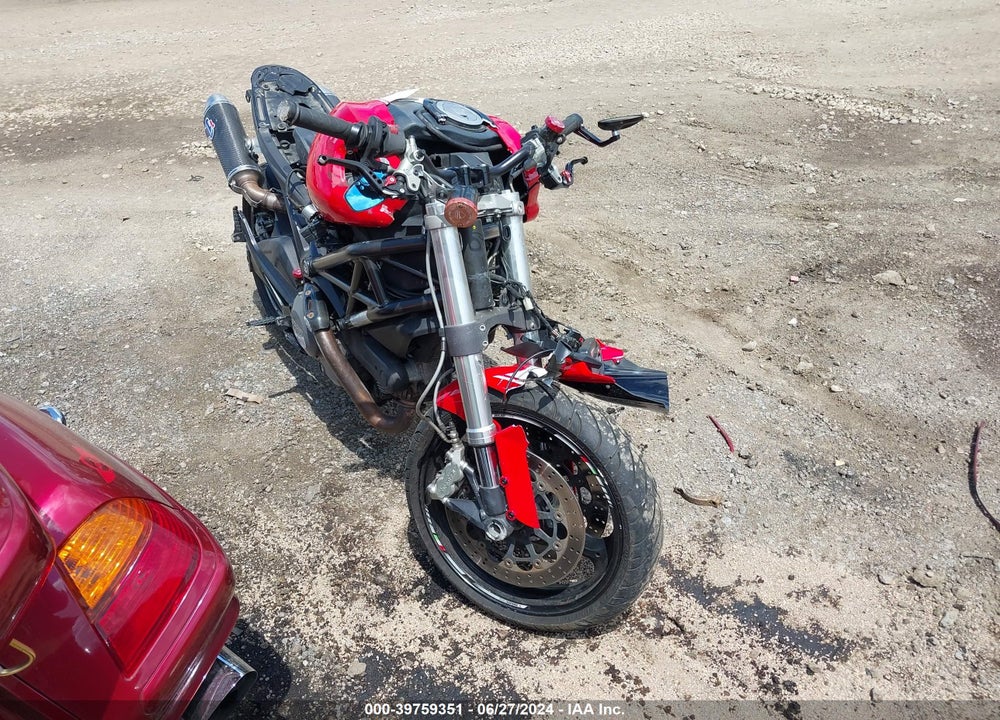 2009 DUCATI MONSTER 696 VIN: ZDM1RADN19B012685