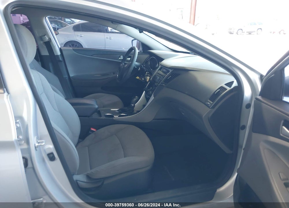2013 HYUNDAI SONATA GLS VIN: 5NPEB4AC5DH509087