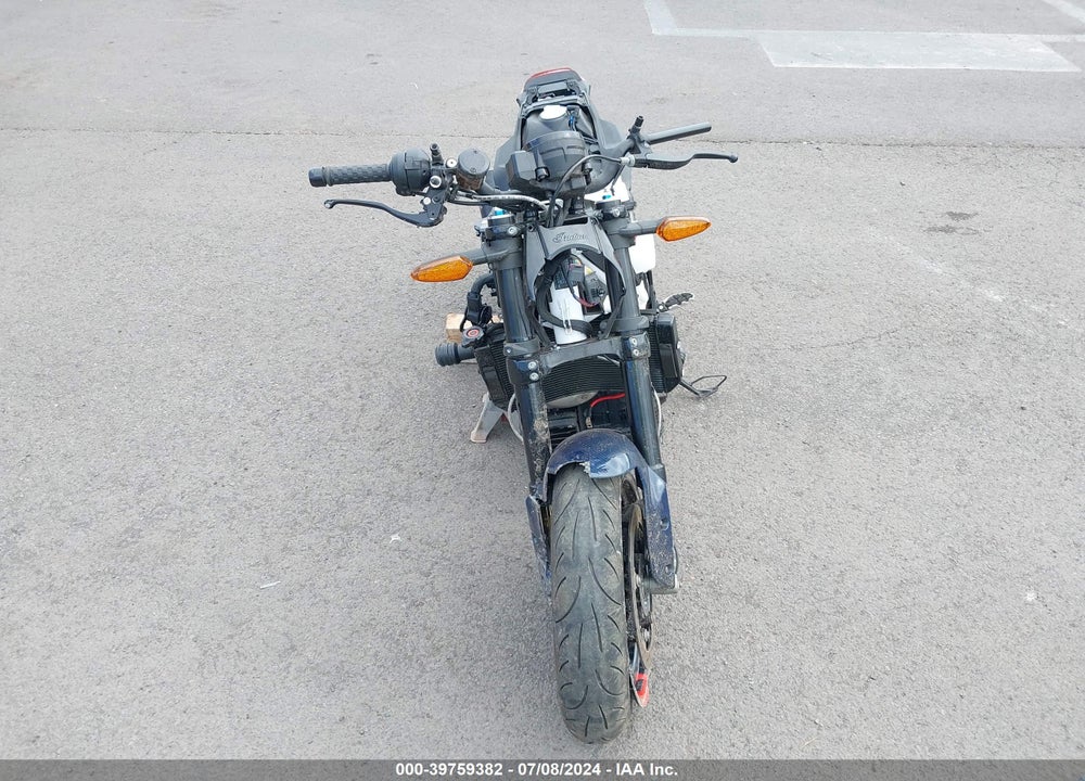 2024 INDIAN MOTORCYCLE CO. FTR X 100% R CARBON VIN: 56KRZU224R3014928