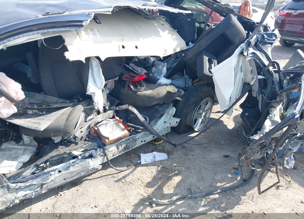 2019 CHEVROLET TRAX LT VIN: 3GNCJLSB2KL183960