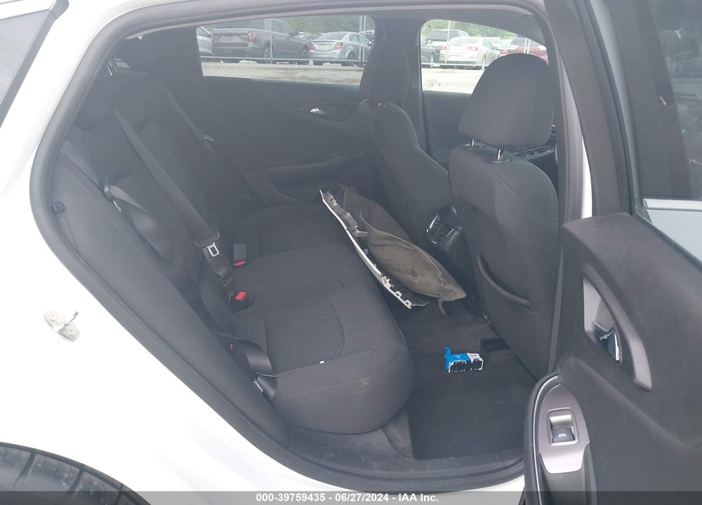 2018 CHEVROLET MALIBU VIN: 1G1ZD5ST3JF244488
