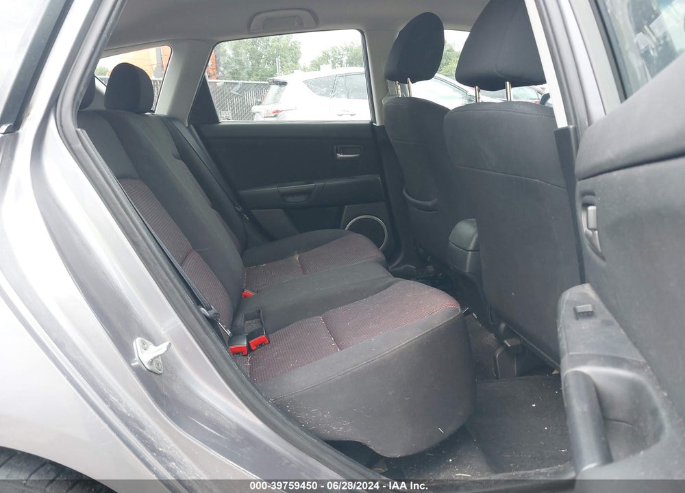 2005 MAZDA 3 S VIN: JM1BK143451272839
