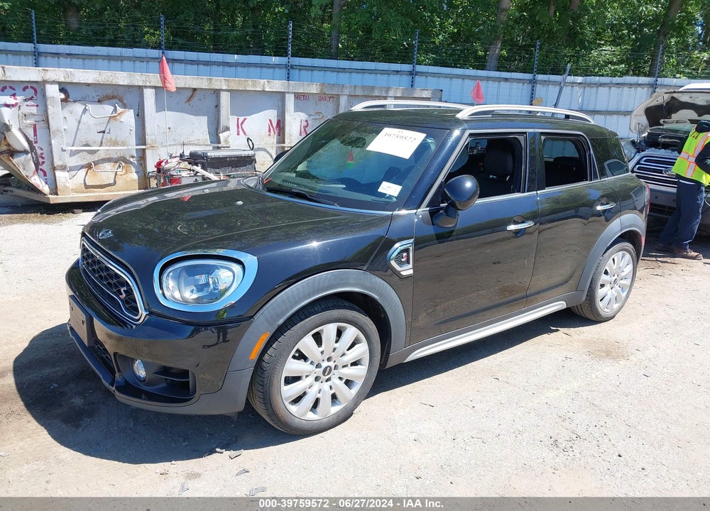 2018 MINI COUNTRYMAN COOPER S VIN: WMZYT3C36J3E00410
