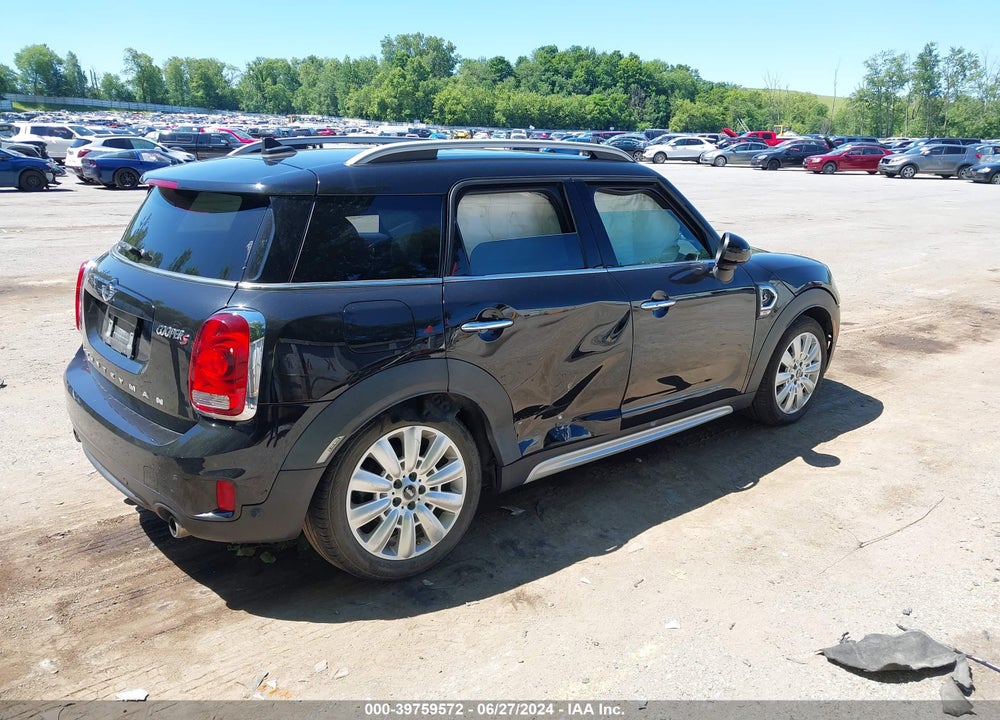 2018 MINI COUNTRYMAN COOPER S VIN: WMZYT3C36J3E00410