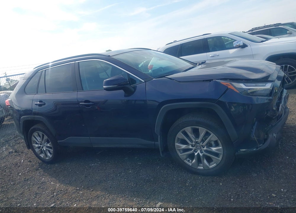 2023 TOYOTA RAV4 XLE PREMIUM VIN: 2T3A1RFV5PW392889