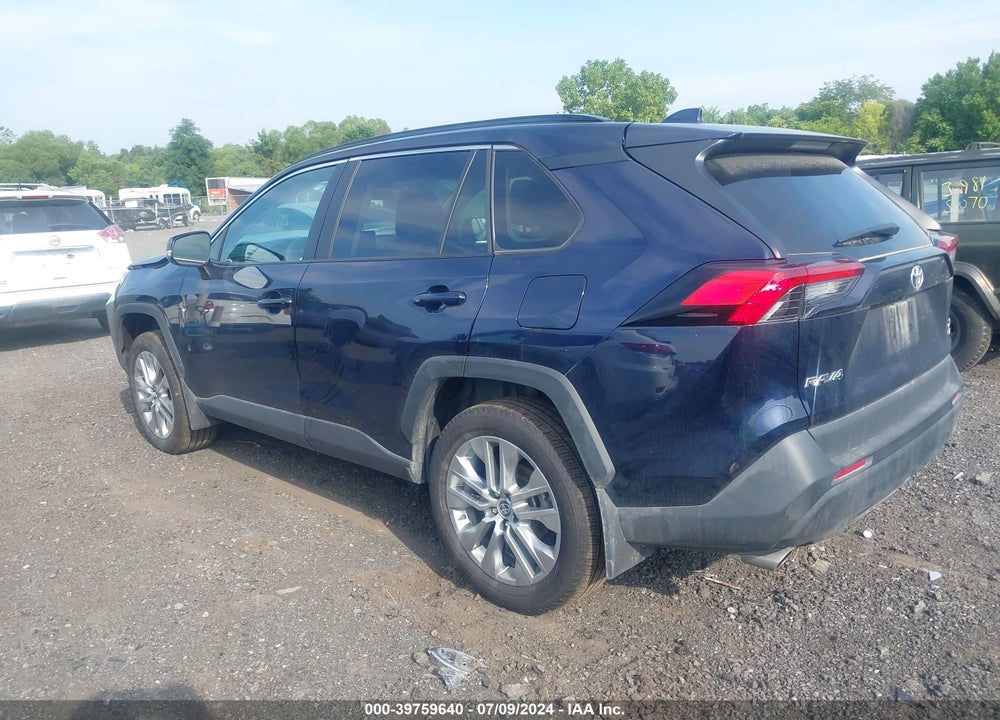 2023 TOYOTA RAV4 XLE PREMIUM VIN: 2T3A1RFV5PW392889