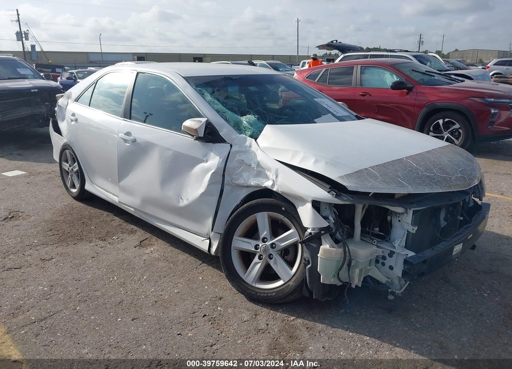 2012 TOYOTA CAMRY SE VIN: 4T1BF1FK6CU599081