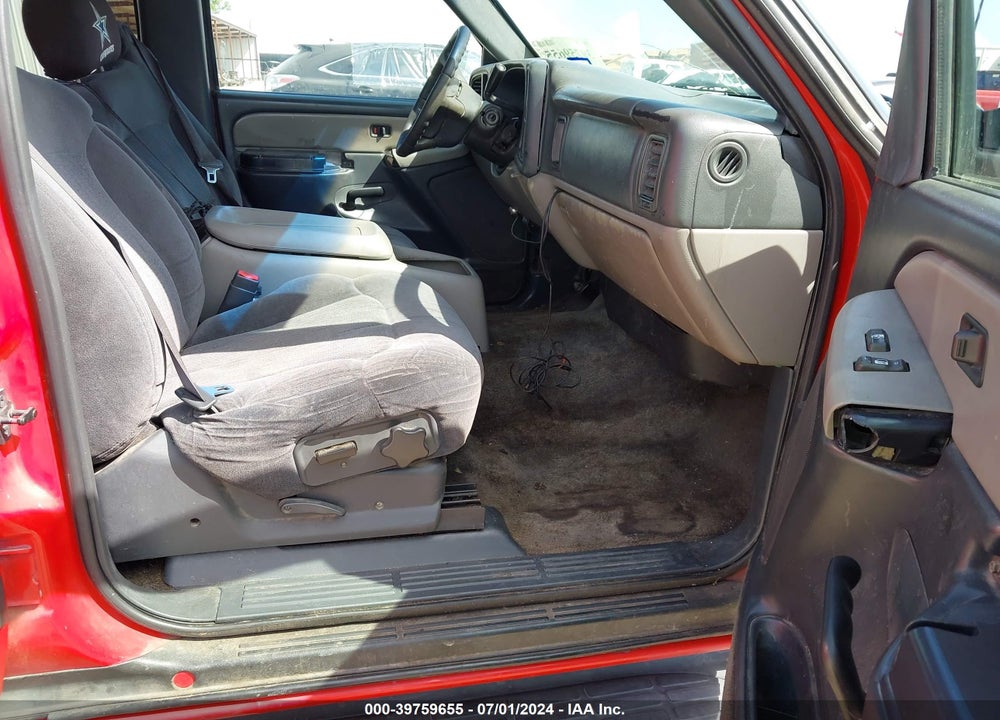 2002 CHEVROLET TAHOE LS VIN: 1GNEC13Z82R232252