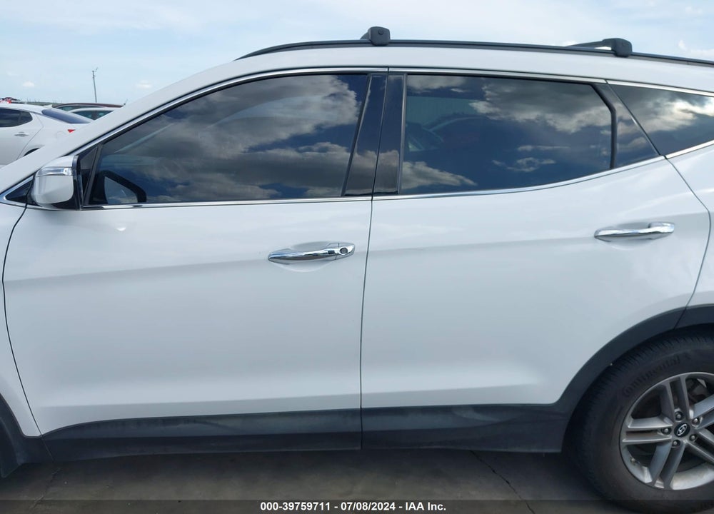 2017 HYUNDAI SANTA FE SPORT 2.4L VIN: 5NMZUDLB1HH013416