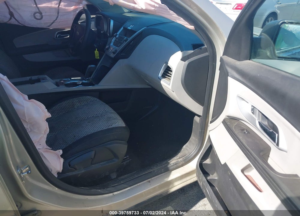 2015 CHEVROLET EQUINOX LS VIN: 1GNFLEEK3FZ127930