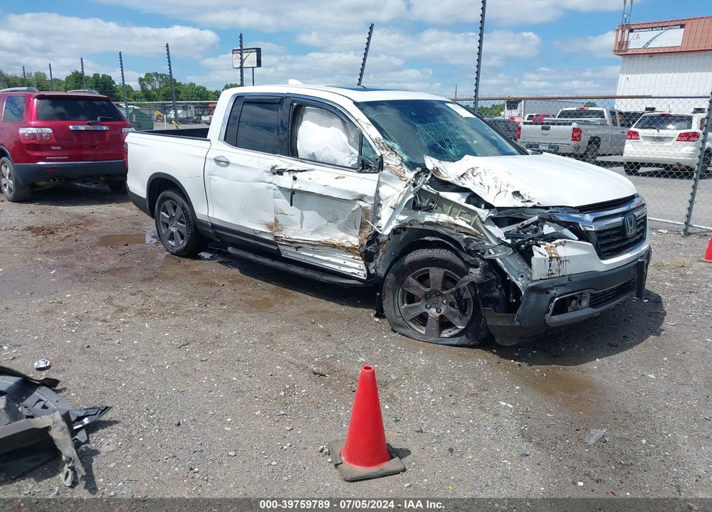 2020 HONDA RIDGELINE RTL-E VIN: 5FPYK3F71LB008818