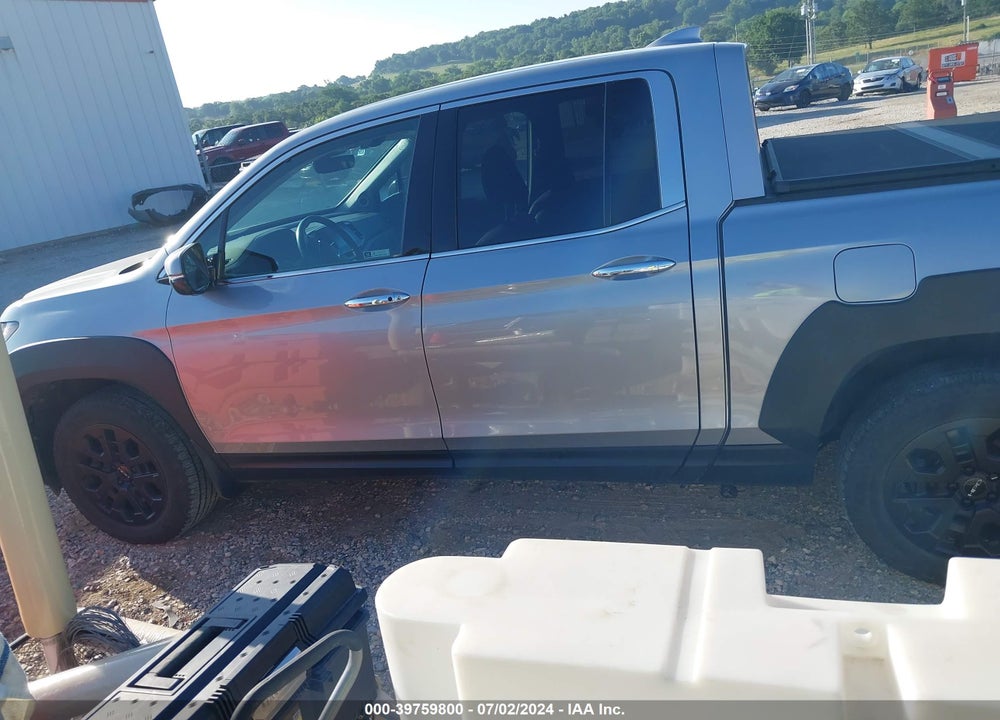 2023 HONDA RIDGELINE RTL-E VIN: 5FPYK3F78PB006120