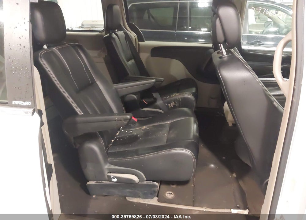 2014 CHRYSLER TOWN & COUNTRY TOURING VIN: 2C4RC1BG1ER211106