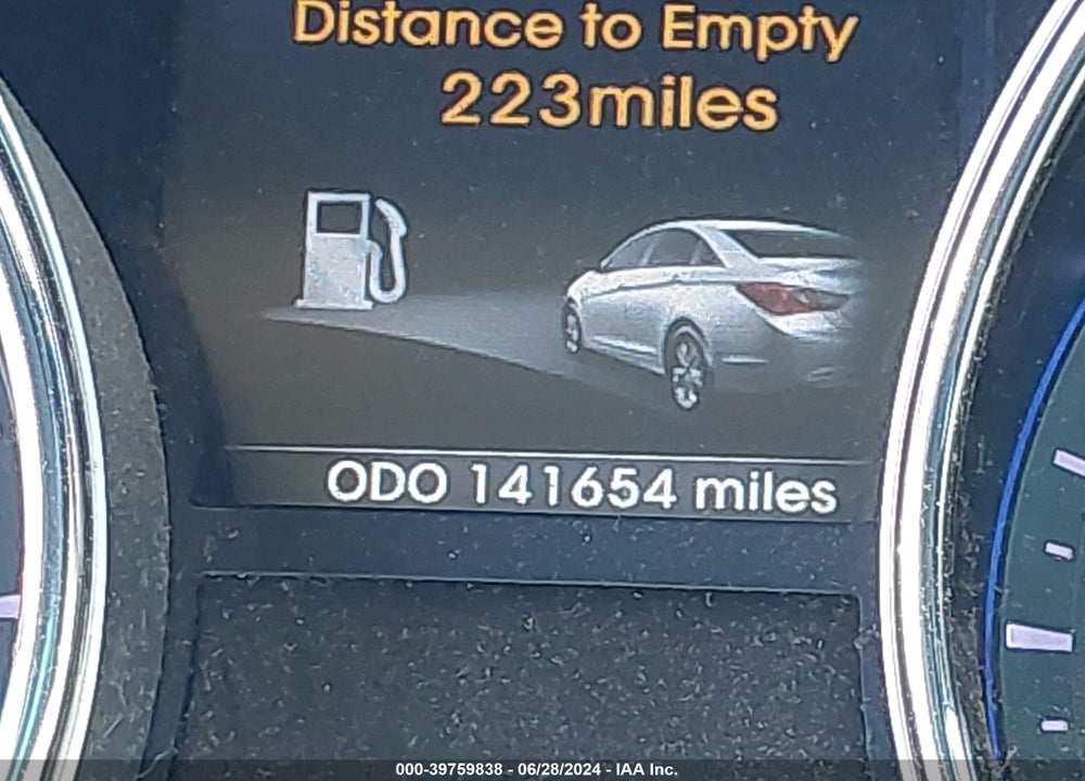2014 HYUNDAI SONATA SE VIN: 5NPEC4AC4EH854335