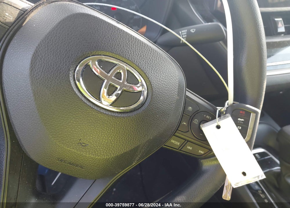 2024 TOYOTA COROLLA LE VIN: 5YFB4MDE3RP101384