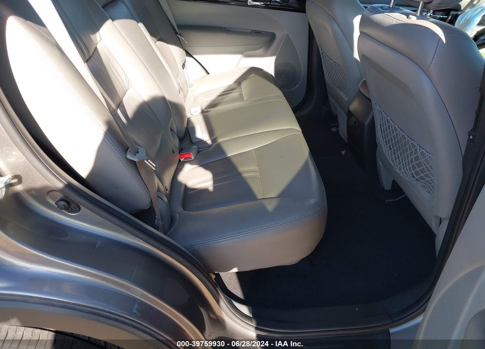 2013 KIA SORENTO LX VIN: 5XYKT3A14DG380338