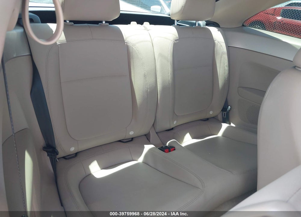 2013 VOLKSWAGEN BEETLE 2.5L VIN: 3VWJP7AT9DM609475