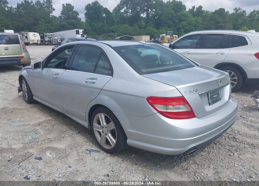 2011 MERCEDES-BENZ C 300 LUXURY 4MATIC/SPORT 4MATIC VIN: WDDGF8BB2BF650397