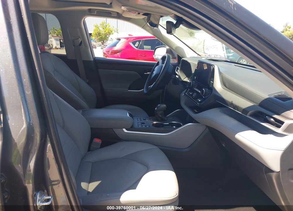2023 TOYOTA HIGHLANDER XLE VIN: 5TDKDRBH6PS006171