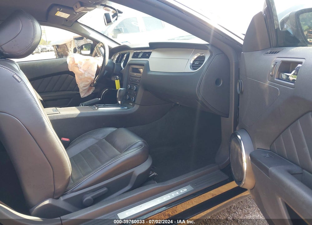 2014 FORD MUSTANG V6 PREMIUM VIN: 1ZVBP8AM2E5270116