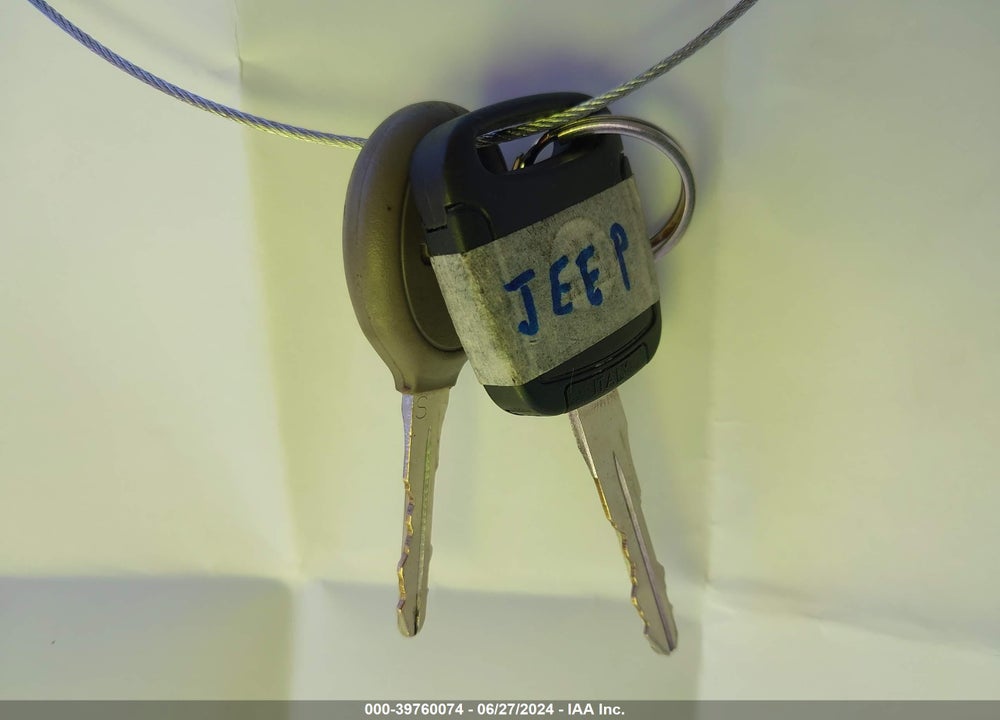 2008 JEEP PATRIOT SPORT VIN: 1J8FT28068D705318
