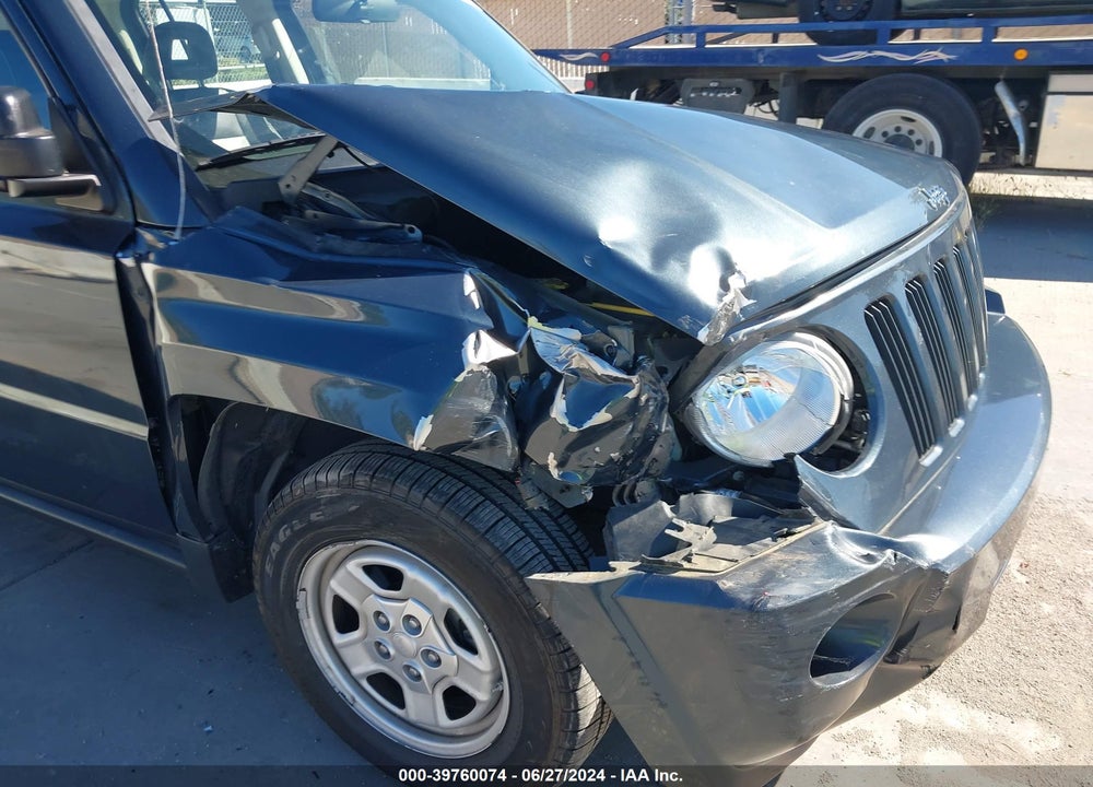 2008 JEEP PATRIOT SPORT VIN: 1J8FT28068D705318