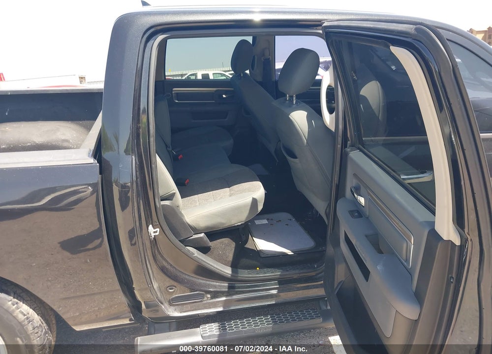 2016 RAM 1500 BIG HORN VIN: 1C6RR7LG4GS223274