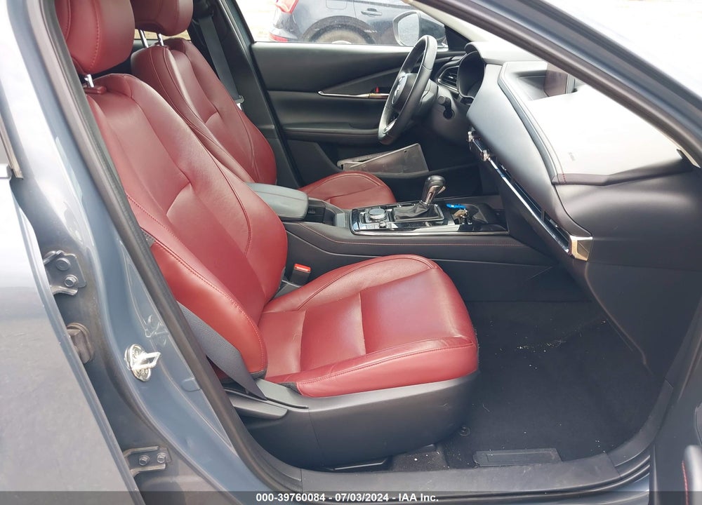 2022 MAZDA CX-30 CARBON EDITION VIN: 3MVDMBCL6NM412952