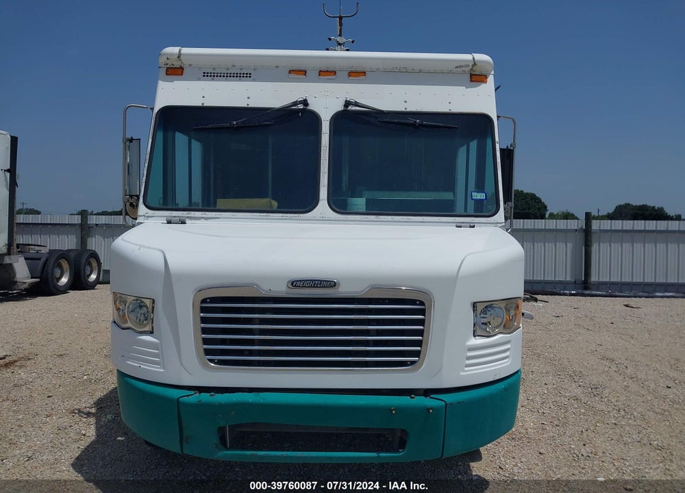 2009 FREIGHTLINER CHASSIS M LINE WALK-IN VAN VIN: 4UZAAPDU19CAL9181
