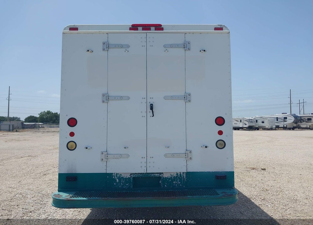 2009 FREIGHTLINER CHASSIS M LINE WALK-IN VAN VIN: 4UZAAPDU19CAL9181