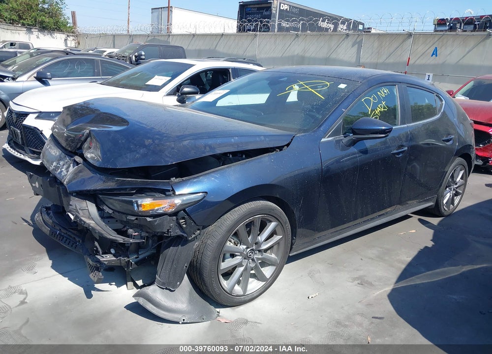 2021 MAZDA 3 SELECT VIN: JM1BPAKLXM1313915