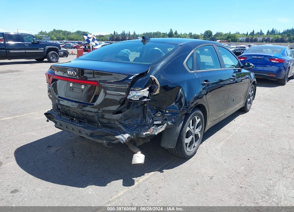 2019 KIA FORTE LXS VIN: 3KPF24AD3KE016894