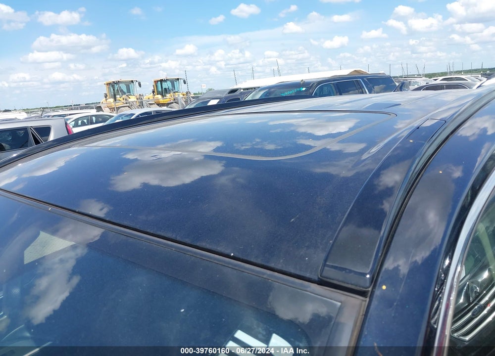 2019 TOYOTA RAV4 XLE VIN: JTMW1RFV7KD506211