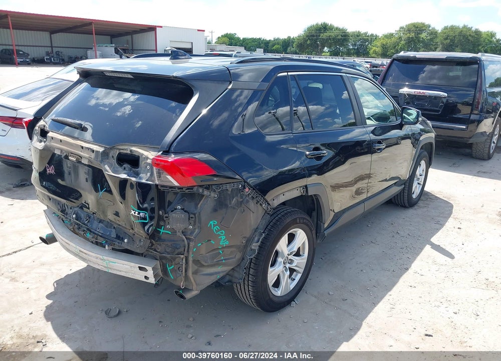 2019 TOYOTA RAV4 XLE VIN: JTMW1RFV7KD506211