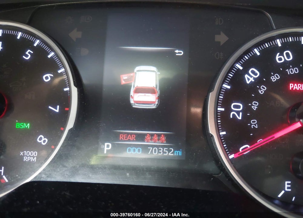 2019 TOYOTA RAV4 XLE VIN: JTMW1RFV7KD506211