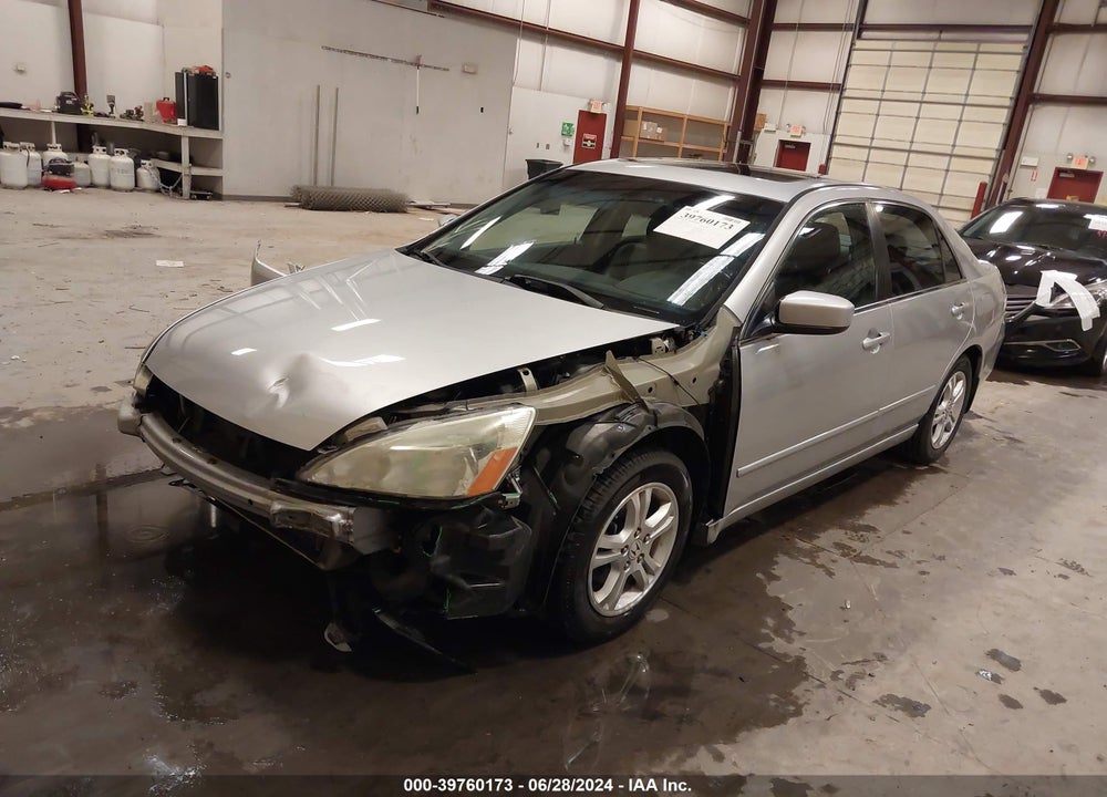 2007 HONDA ACCORD 2.4 EX VIN: 1HGCM56817A155738