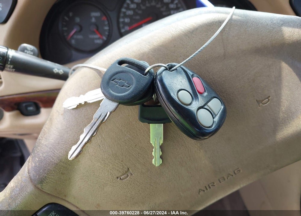 2000 CHEVROLET IMPALA LS VIN: 2G1WH55K9Y9270364