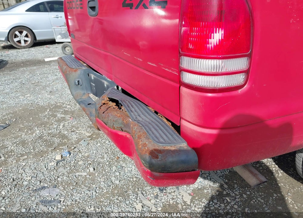 2000 DODGE DAKOTA SLT/SPORT VIN: 1B7GG22N1YS697970