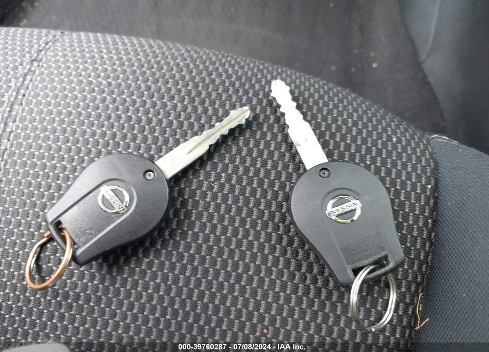 2015 NISSAN SENTRA S VIN: 3N1AB7AP1FY381118