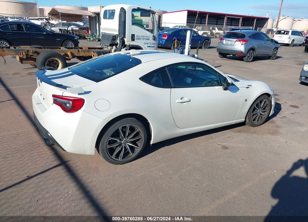 2018 TOYOTA 86 VIN: JF1ZNAE18J9700481