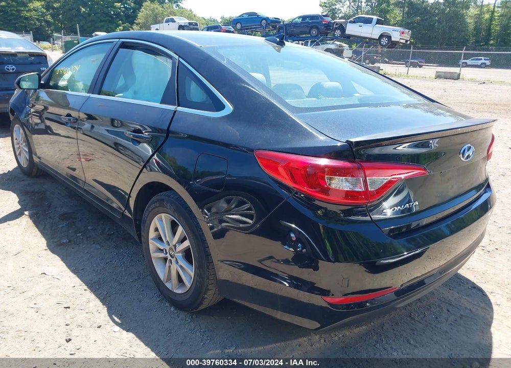 2015 HYUNDAI SONATA SE VIN: 5NPE24AF4FH210610