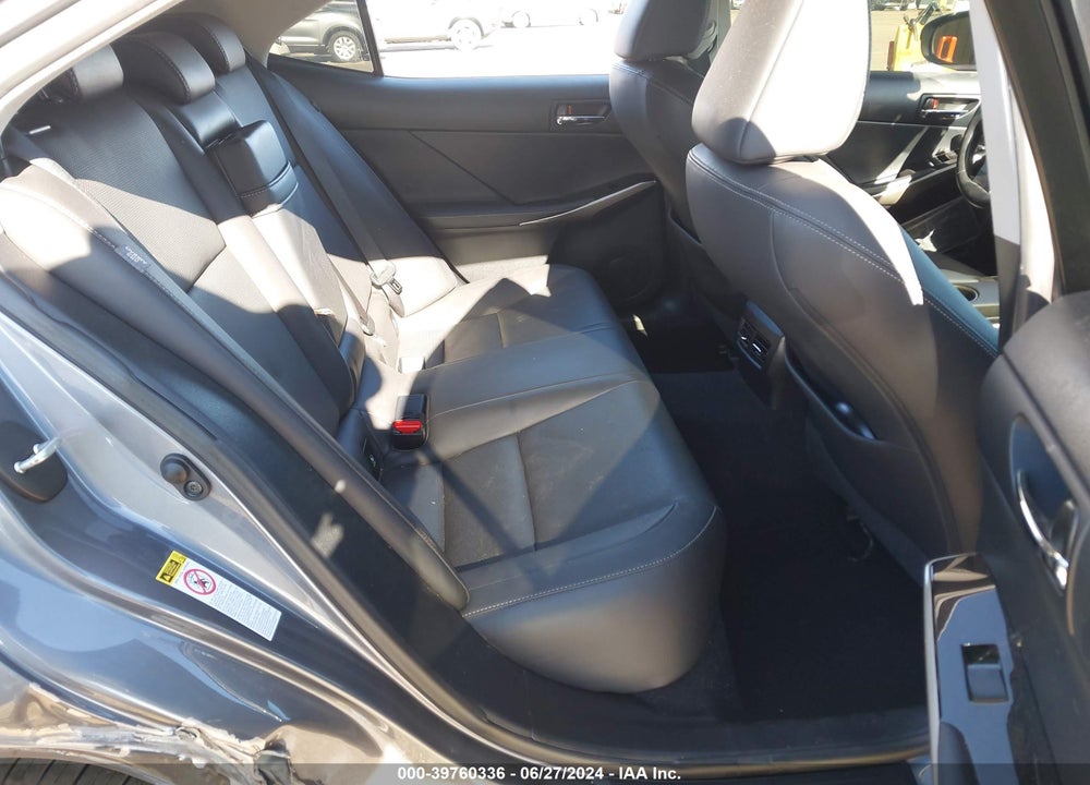 2016 LEXUS IS 200T VIN: JTHBA1D20G5032434