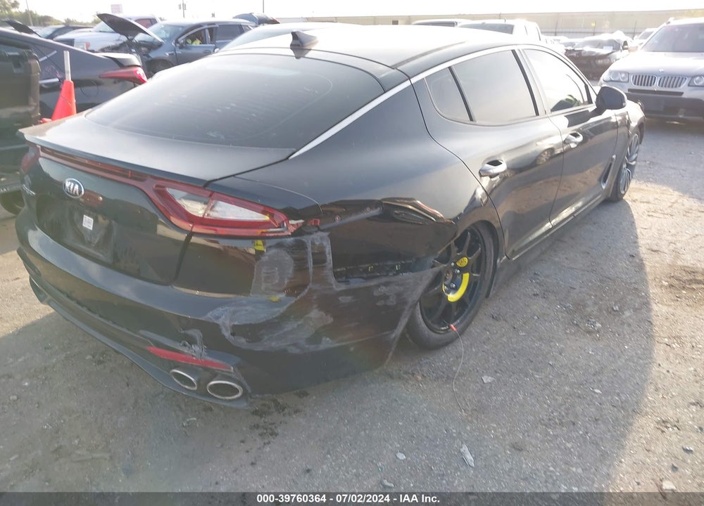 2019 KIA STINGER VIN: KNAE25LA0K6064361