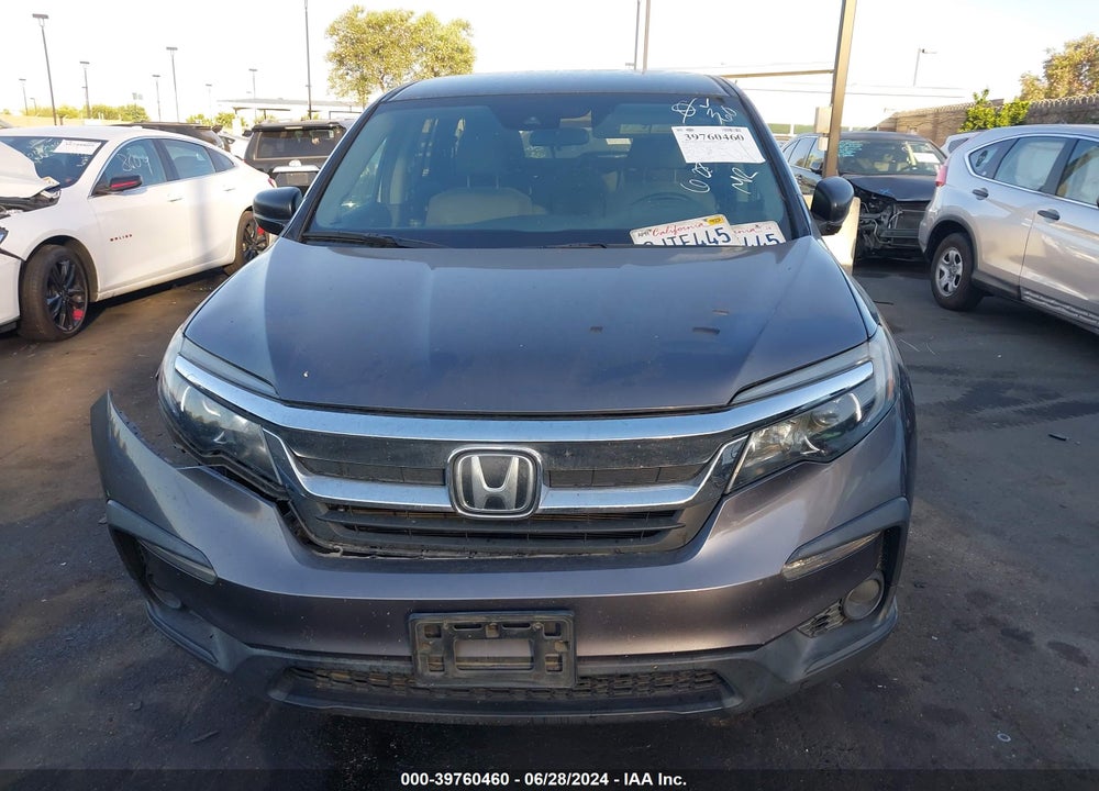 2019 HONDA PILOT LX VIN: 5FNYF5H11KB031743